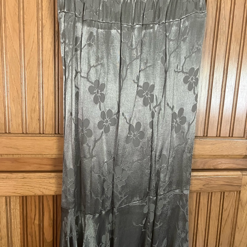 Ladies Party Dress - Picture 9 of 11